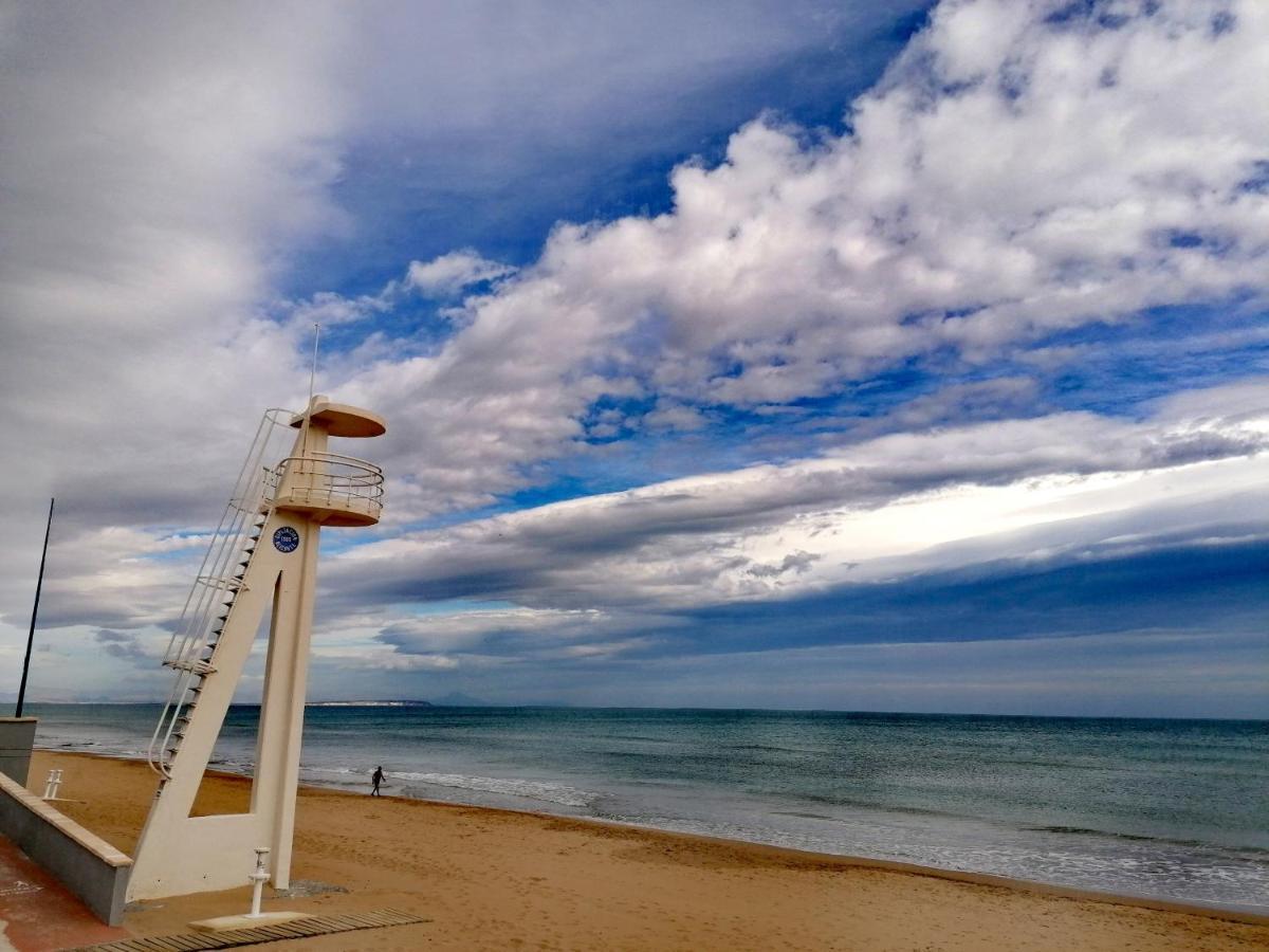 The House Of Secrets * Torrevieja