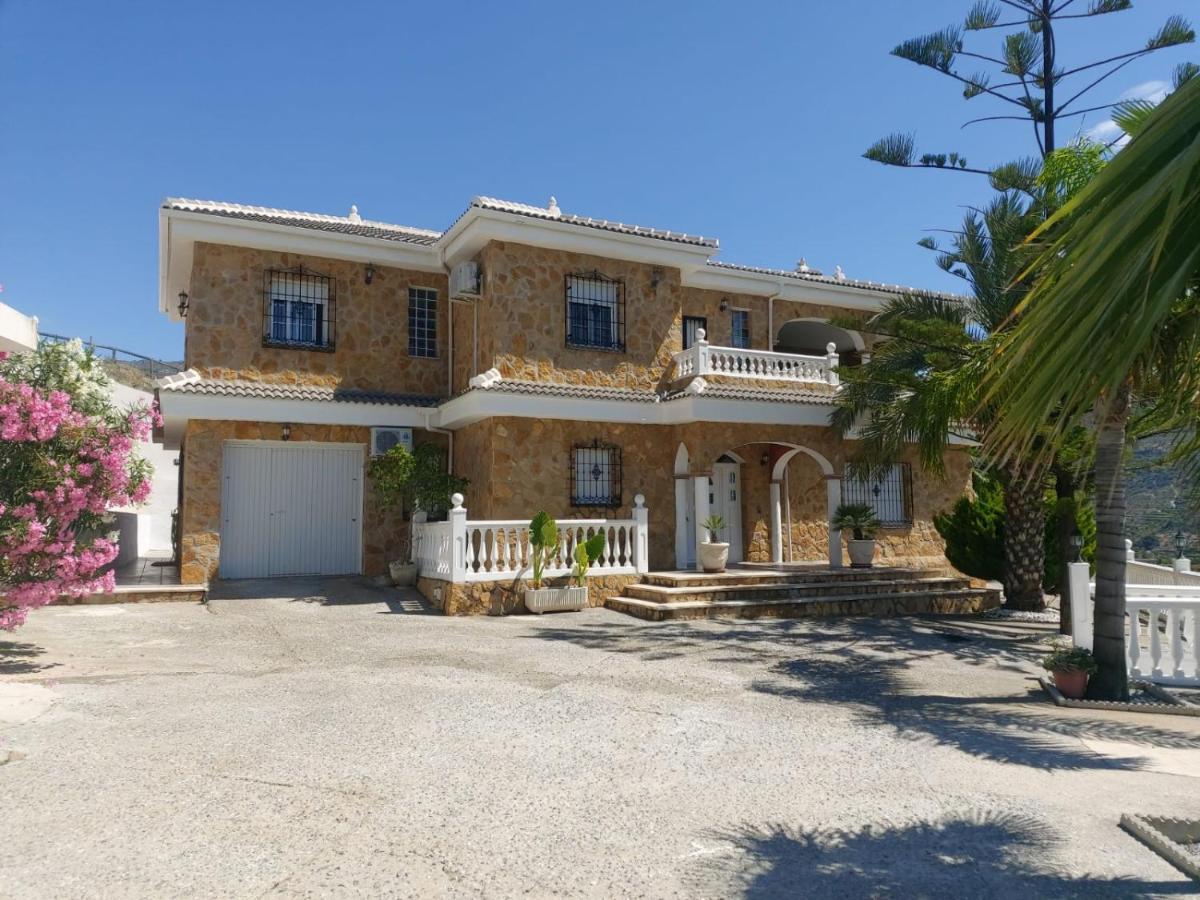 Soraida Villa Itrabo