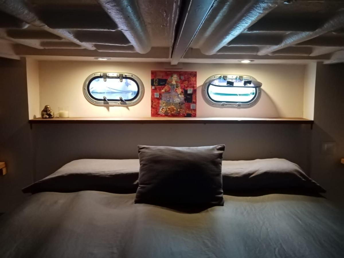 Barco apartamento flotante Hotel en barco