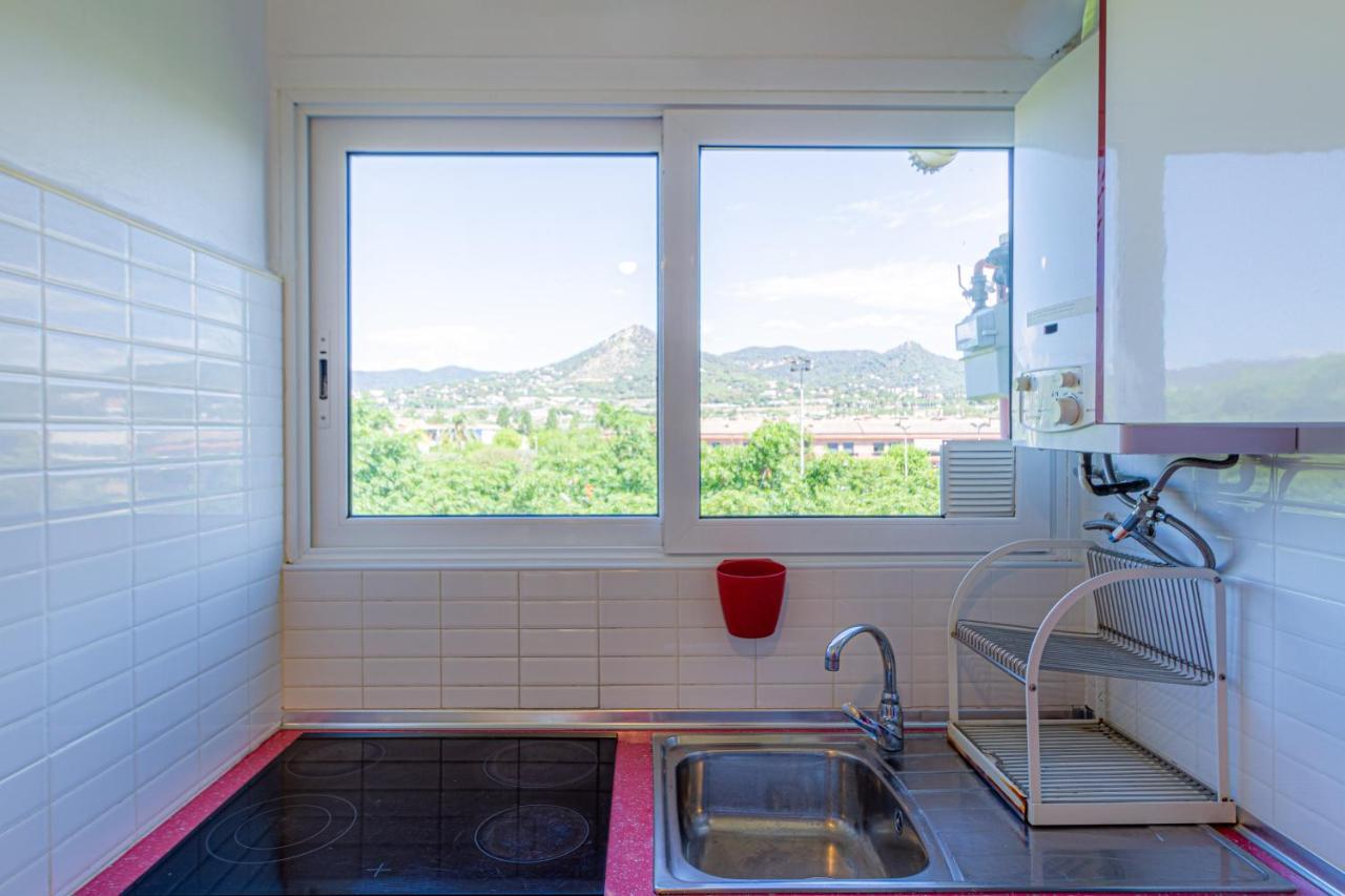 Cabrera Montserrat Apartment *