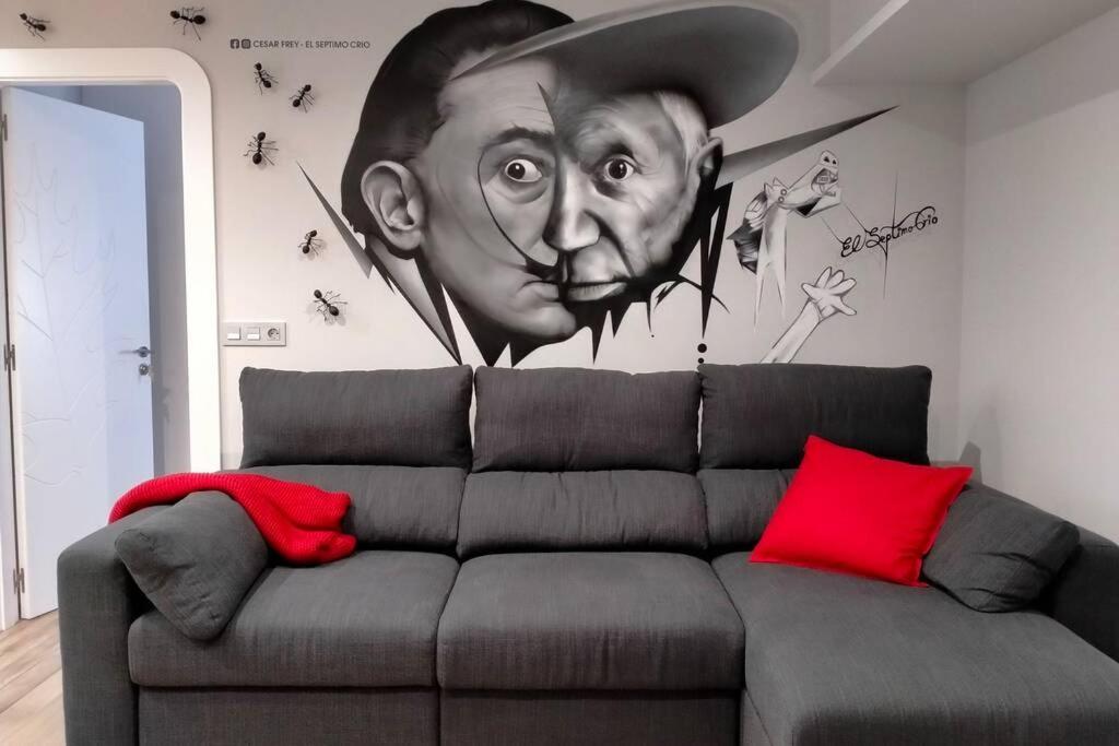 Arte Y Descanso. Ubicado Al Lado Del Puerto Deportivo, En Pleno Casco Histórico-artístico De Cimadevilla Y Entre Dos Principales Playas De Gijón. Apartamento Gijón