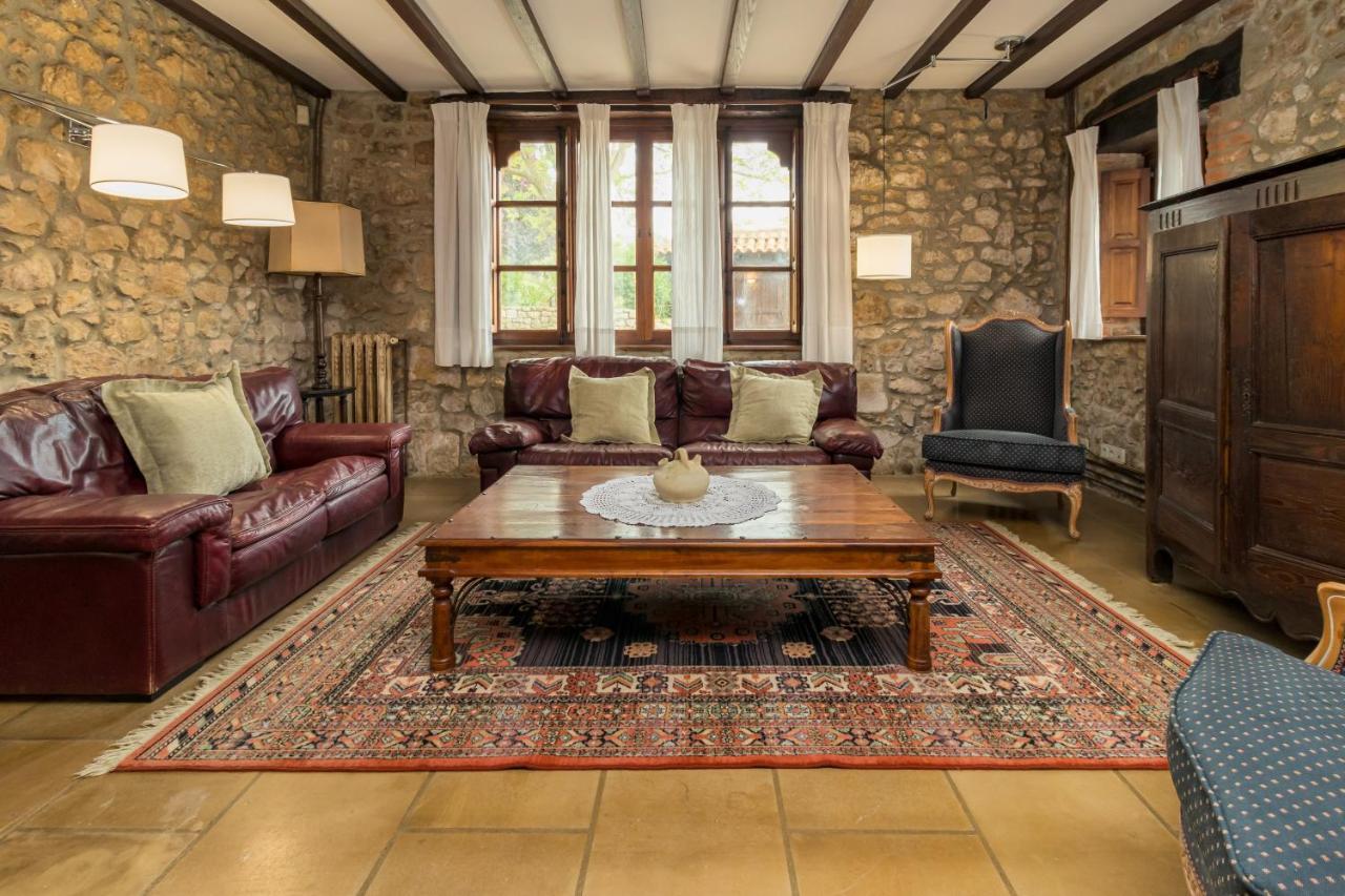 Espectacular Casa Montanesa Con Piscina Holiday home *