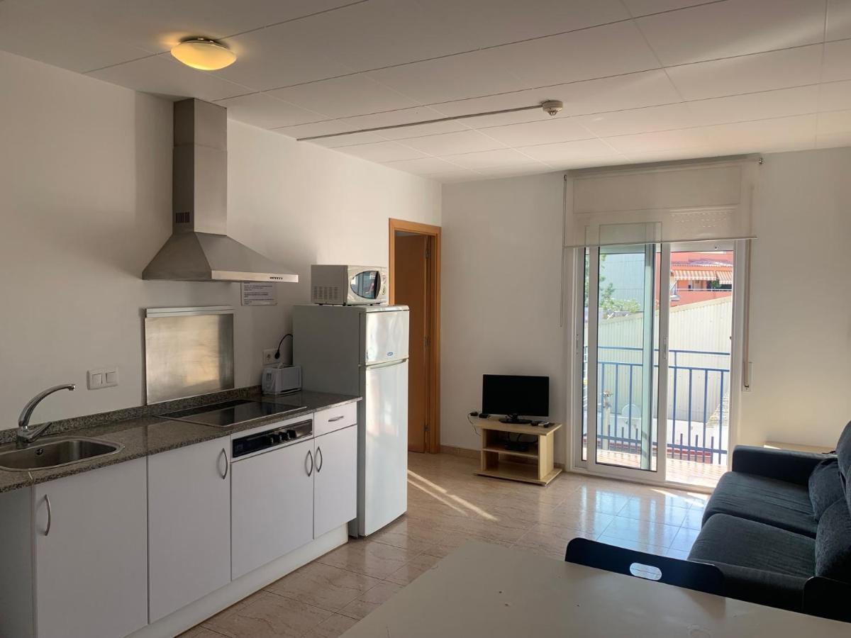Iris Aparthotel