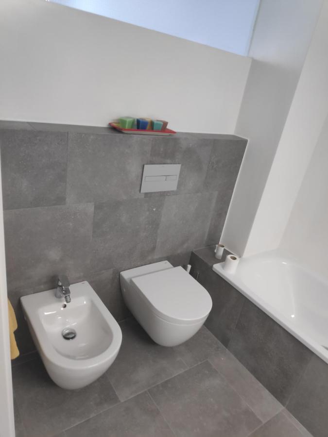 Close To The With Free Parking Apartment Badalona