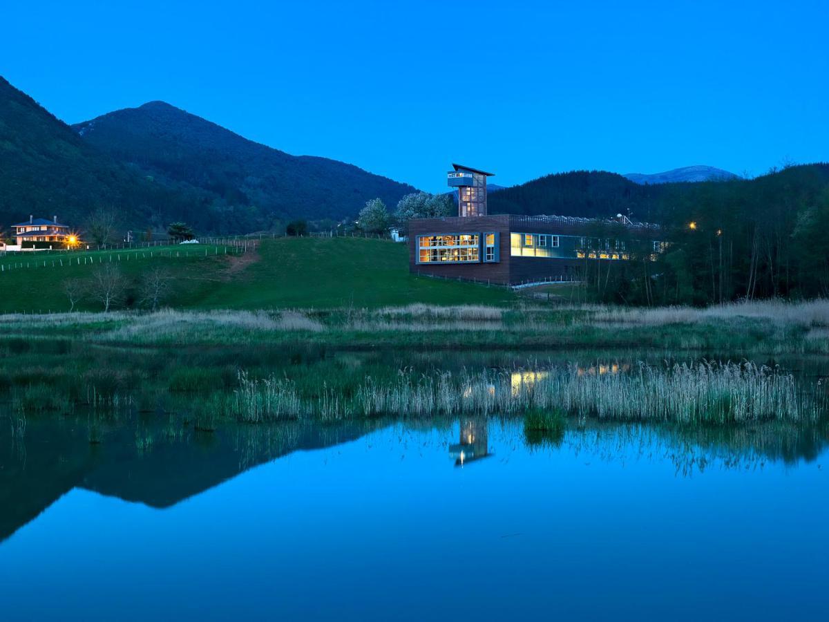 Hotel Urdaibai Bird Center *
