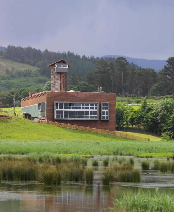 Urdaibai Bird Center * Gautegiz Arteaga