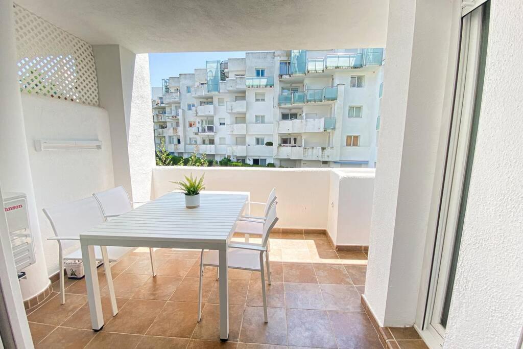 Blue Marina - Terraza, Piscina Y Wifi Gratis Rosas