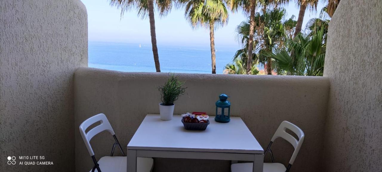 Estudio En Benalbeach, Vistas Mar, Primera Línea Playa *