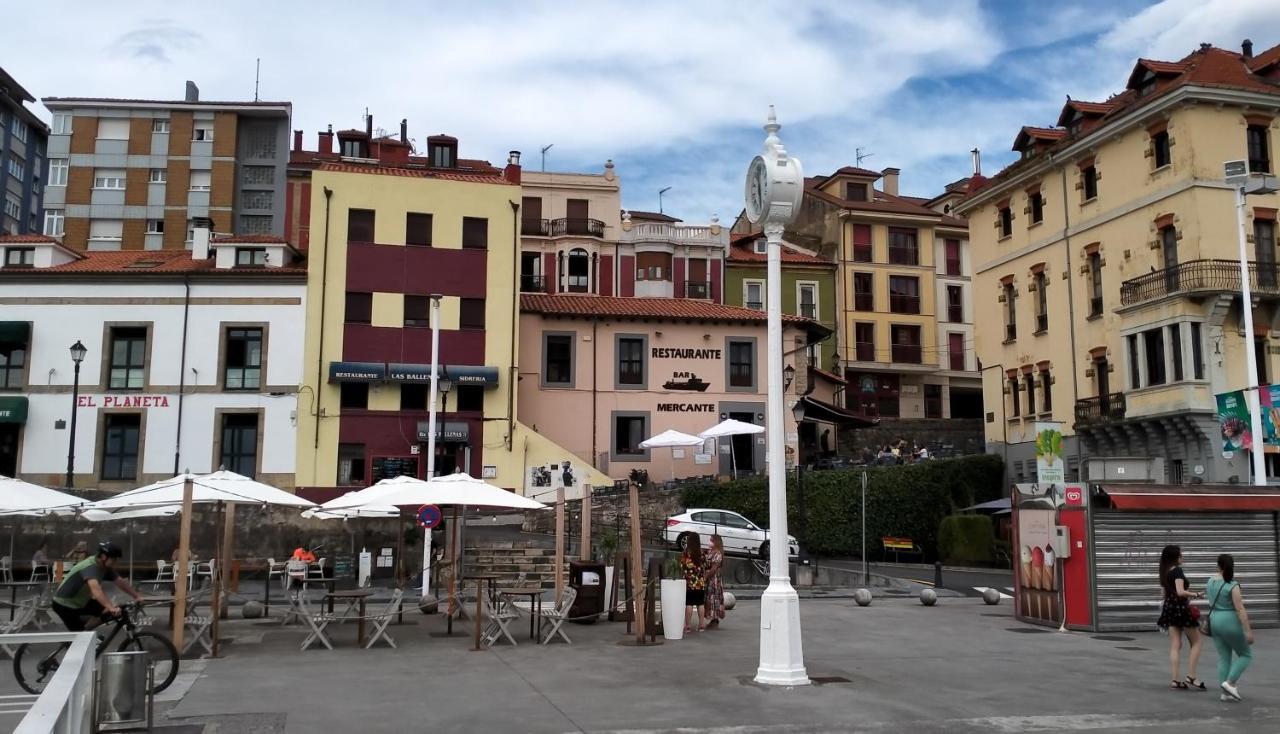 Arte Y Descanso. Ubicado Al Lado Del Puerto Deportivo, En Pleno Casco Histórico-artístico De Cimadevilla Y Entre Dos Principales Playas De Gijón. Apartamento Gijón