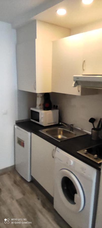 Estudio En Benalbeach, Vistas Mar, Primera Línea Playa Apartamento