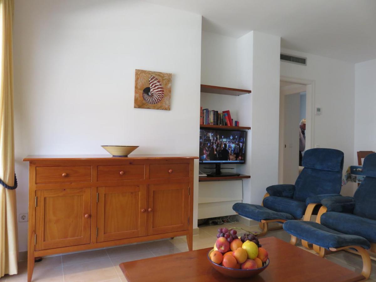 Brisas Apartment *