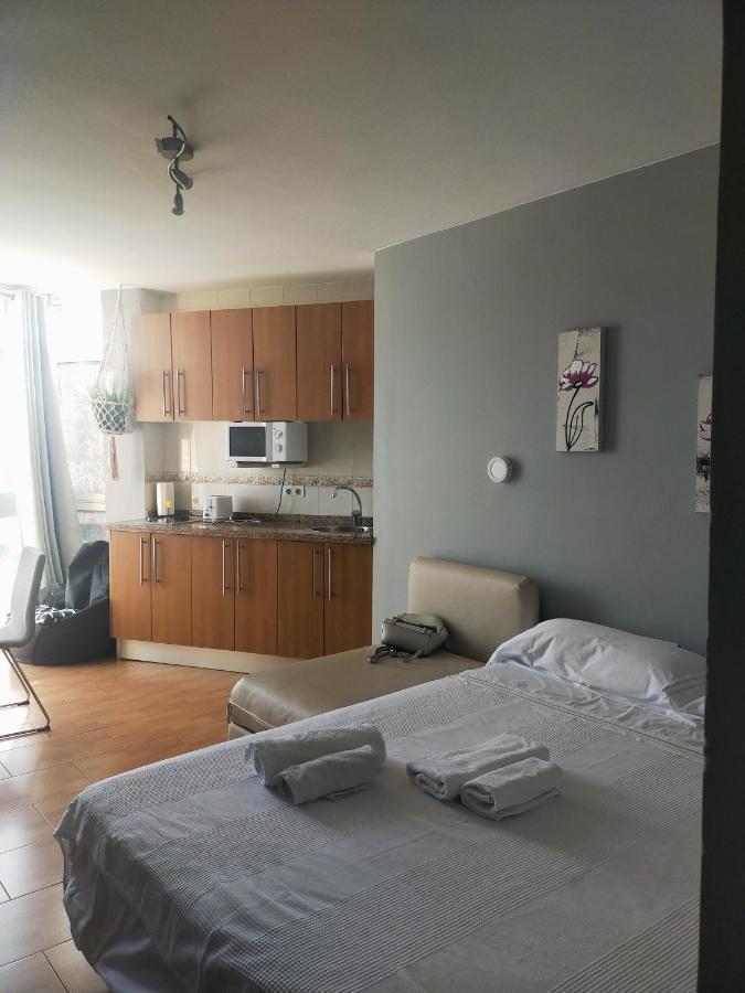 ,apartamento-estudio Primera Linea De Playa Bed & Breakfast