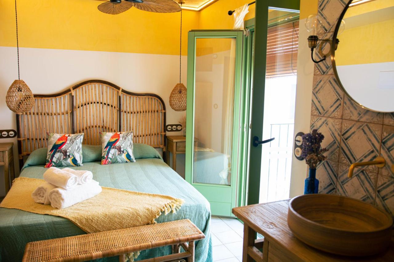 Joanna Hotel *
