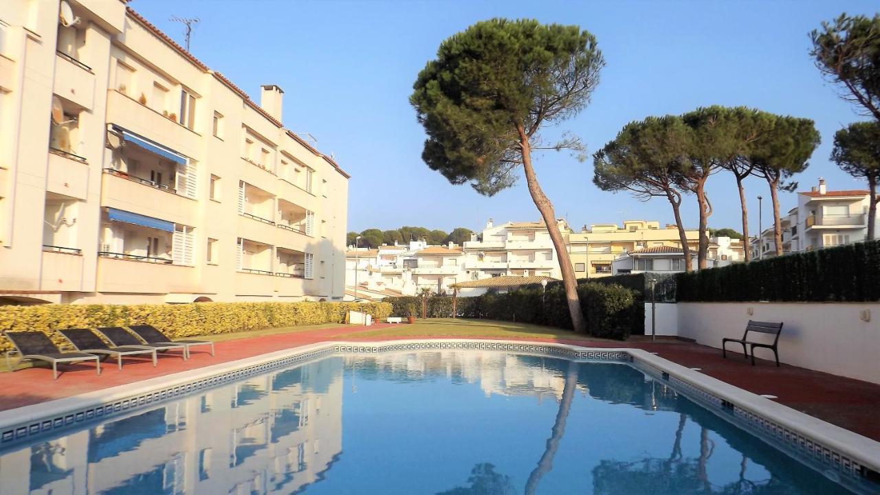 Club Nautic Apartamento *