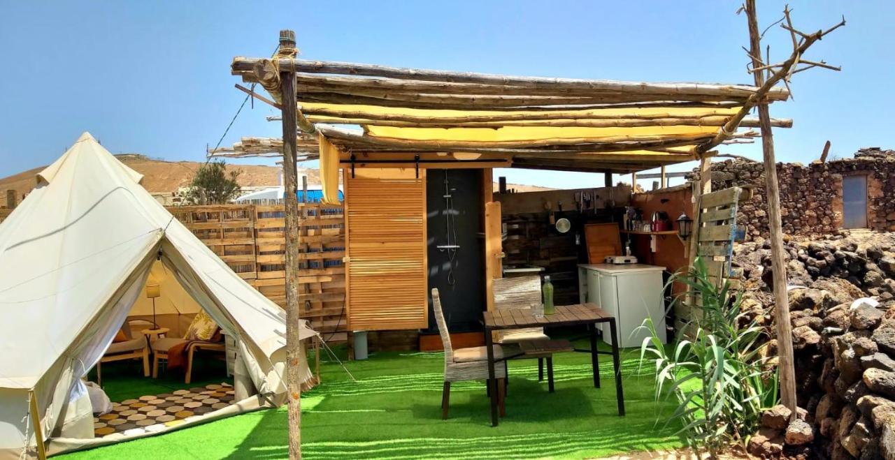 Back To Nature. Luxury Glamping Corner Campo de lujo *