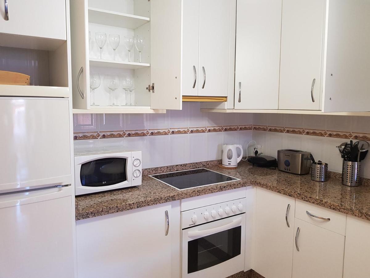 Ocean View Close To Beach With Pool & Wifi *