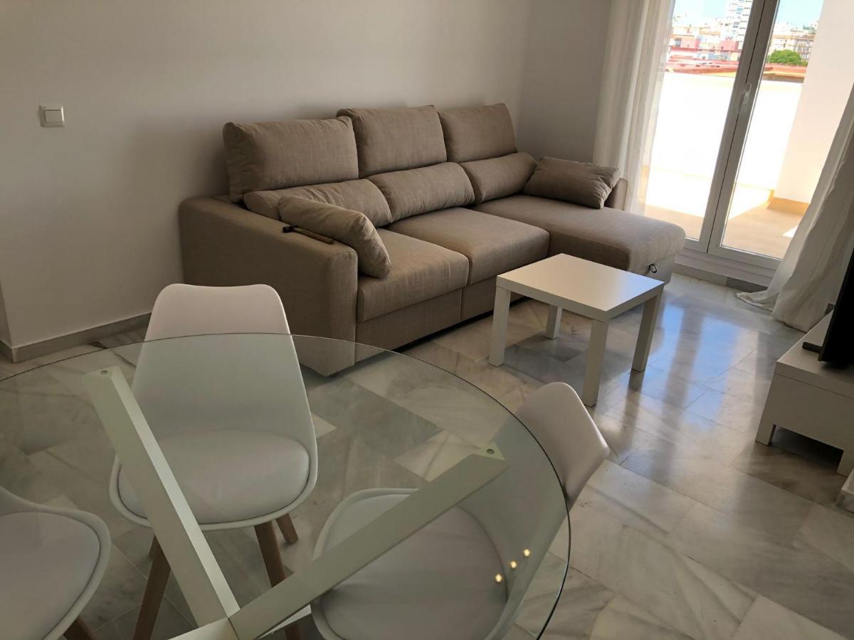 Atico 1 Con Terraza En Calle Vicente Aleixandre Apartamento