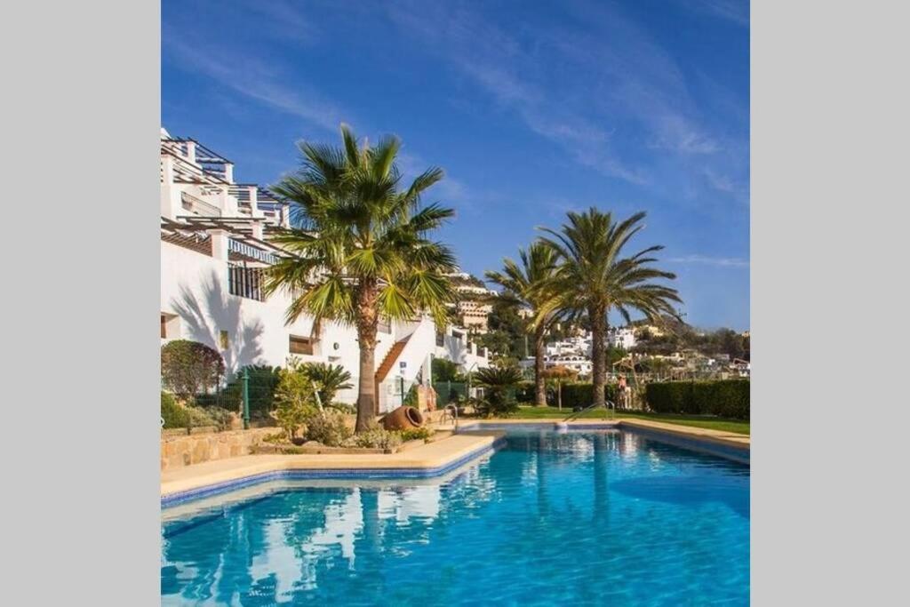 Penthouse With Large Terrace And Roof Solarium, With Amazing Sea Views *