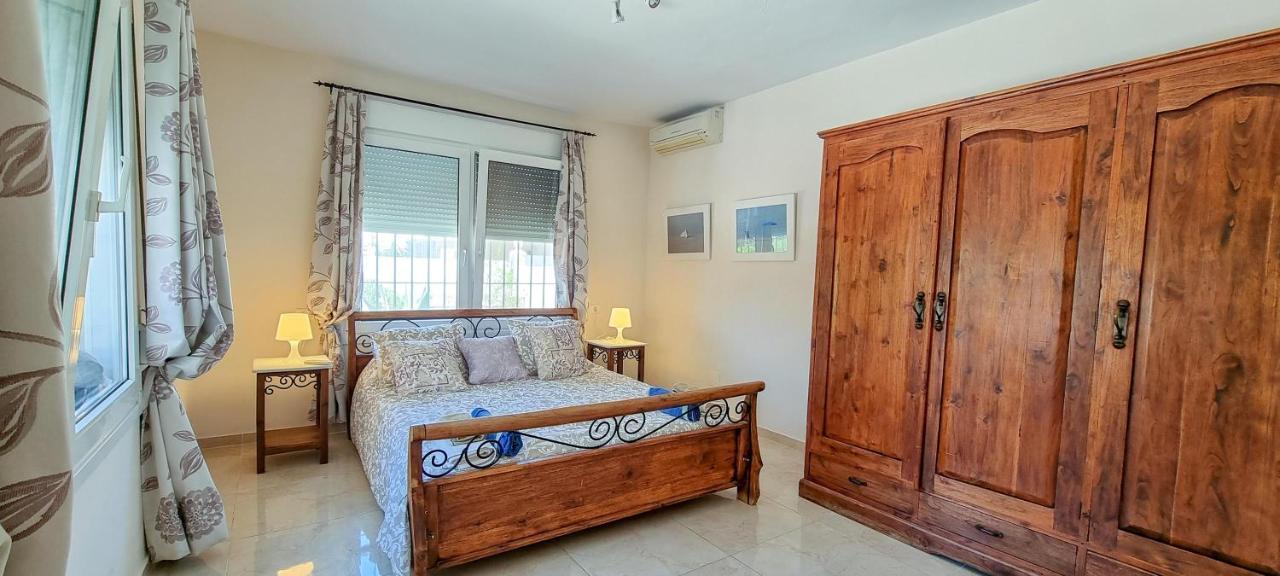 Beachfront Costa Villa Torrox