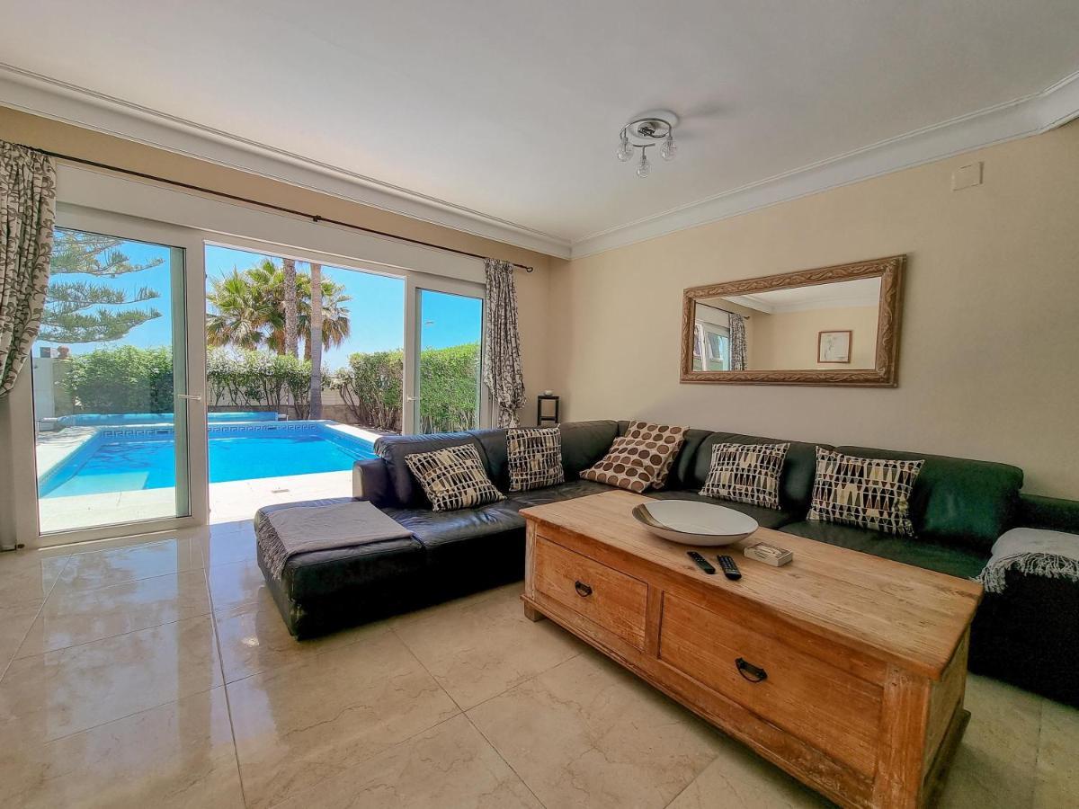 Beachfront Costa *