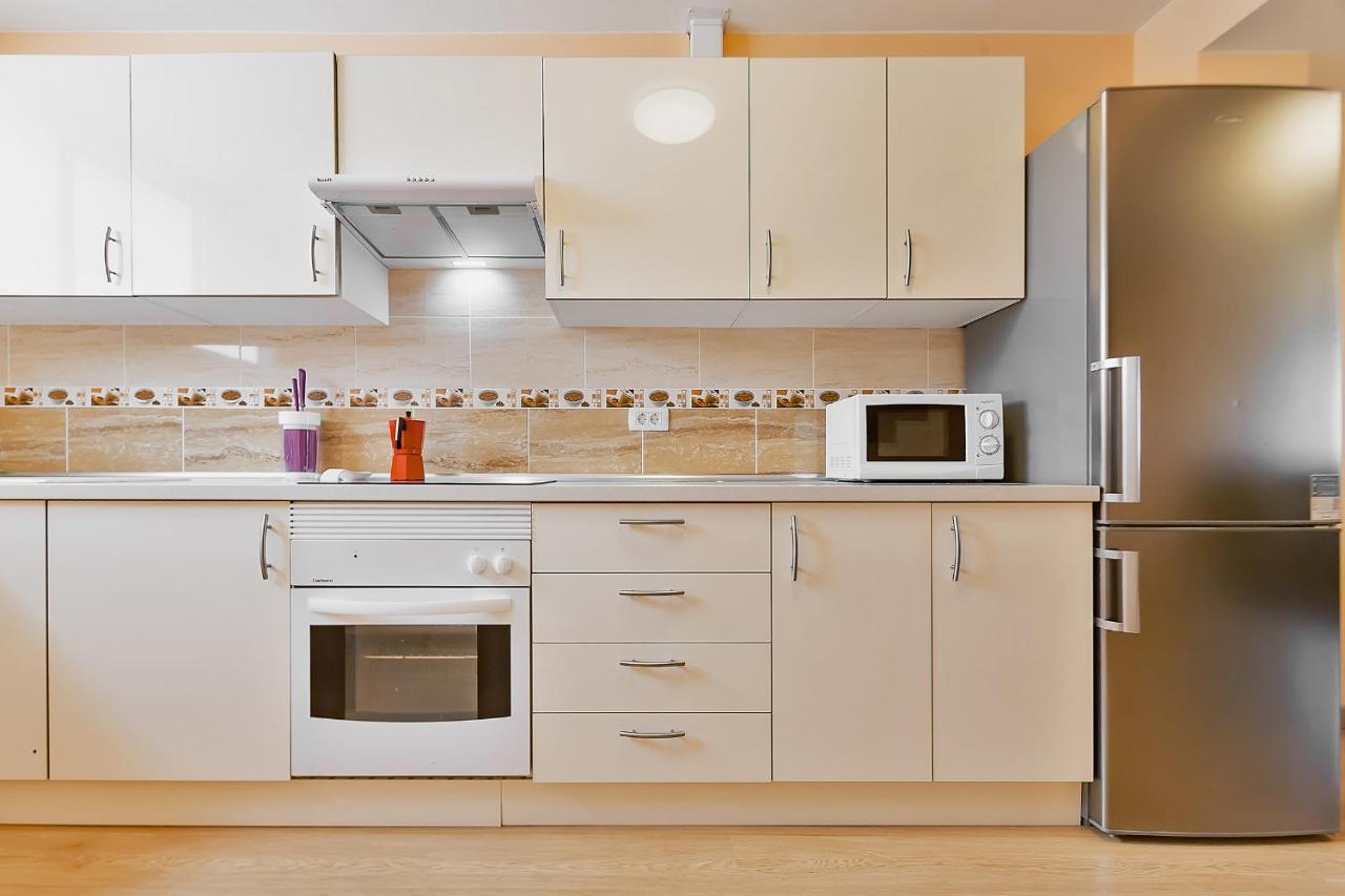 Apartment Yellow 3 Bedroom Large For 10 Guests Costa Adeje (Tenerife)