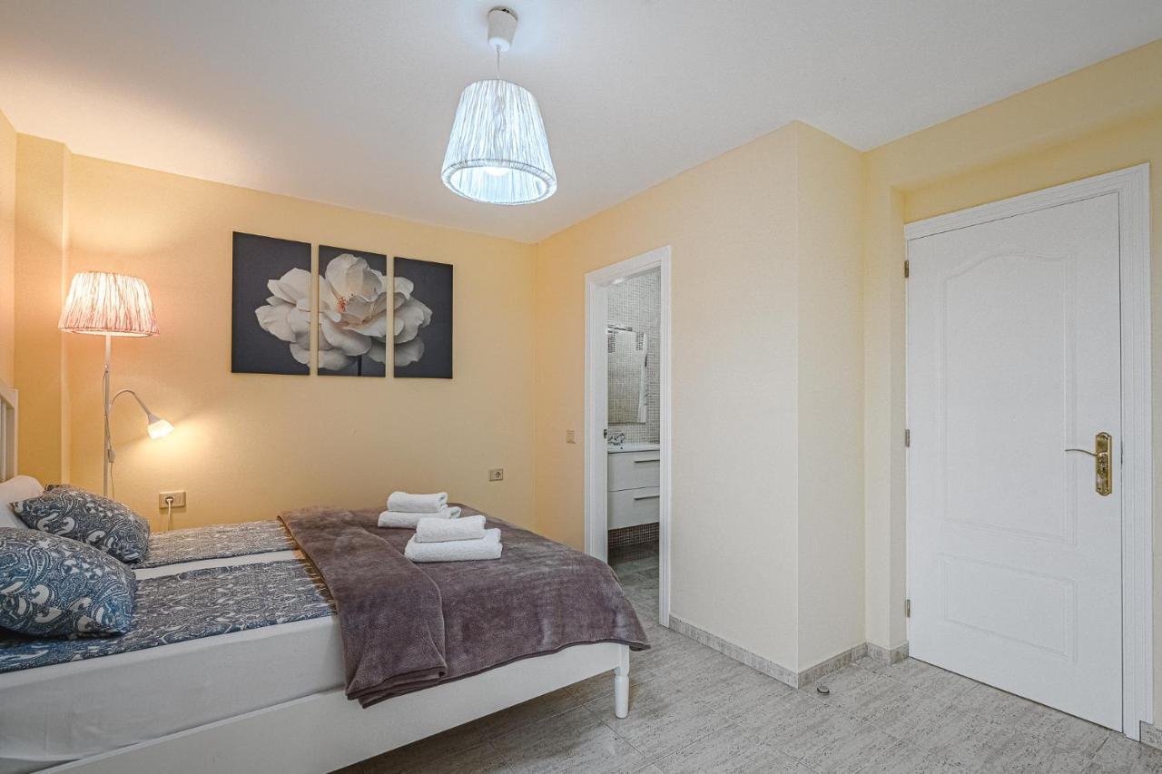 Apartment Yellow 3 Bedroom Large For 10 Guests