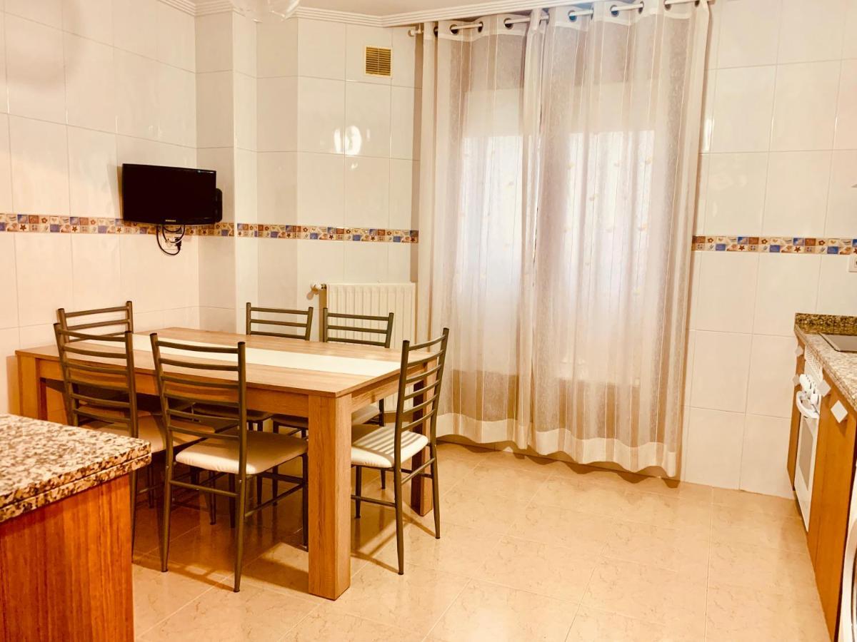 Alfaraz Apartment