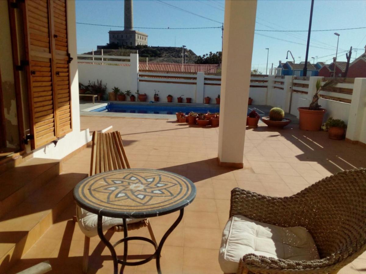 Casa Junto Al Faro Holiday home *
