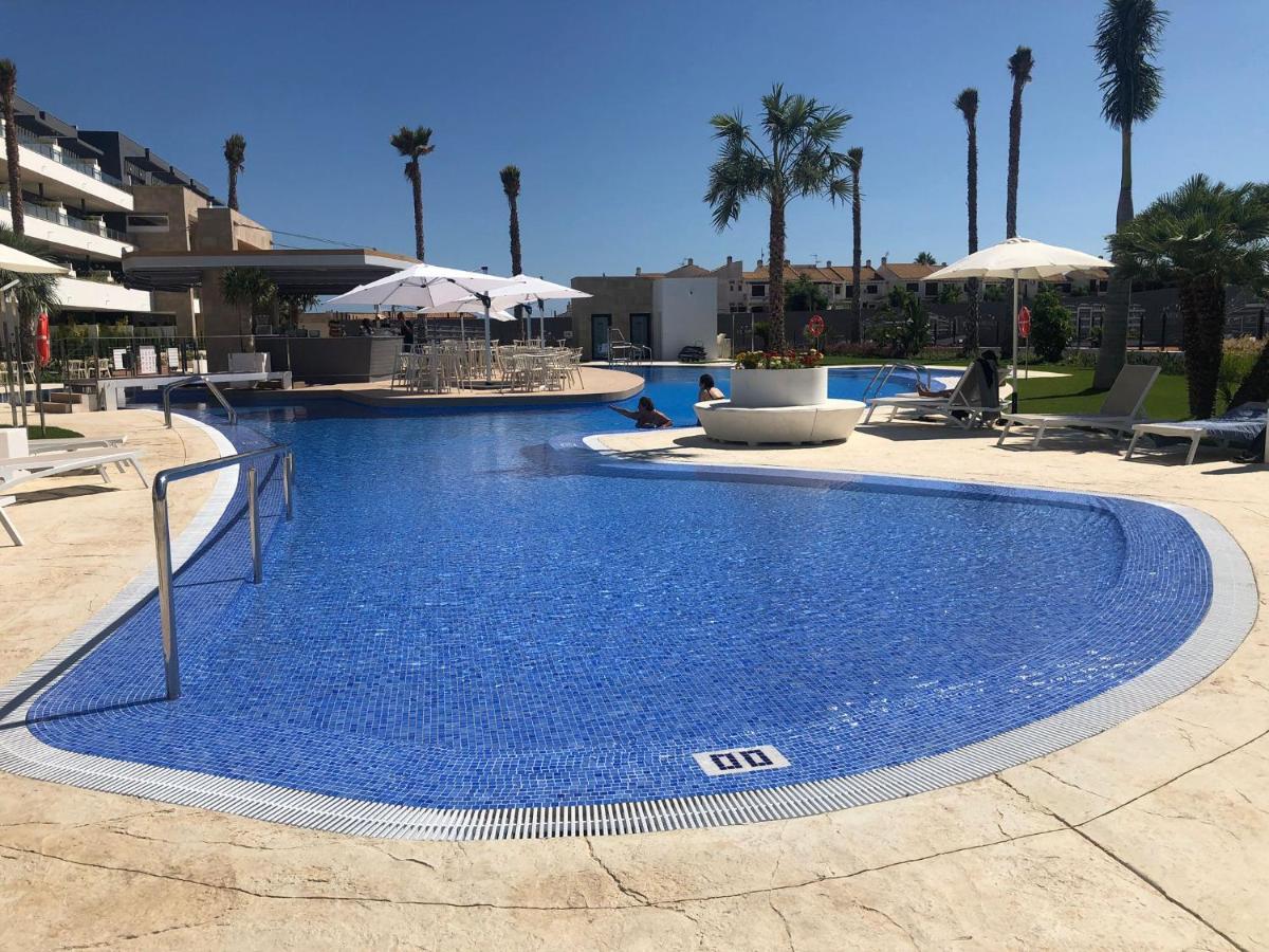 New - Flamenca Village - Fantastic Location! Apartment