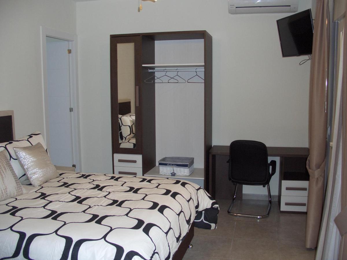 De La Paz Homestay