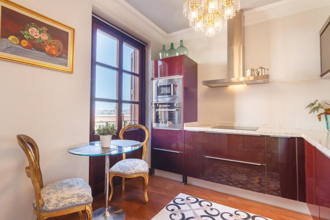 Amplio Y Elegante Con Diseno Vintage *