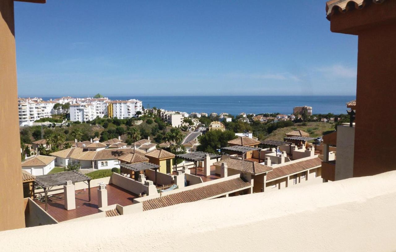 Beautiful In Mijas Costa With 2 Bedrooms, Wifi And Outdoor Swimming Pool * Sitio de Calahonda
