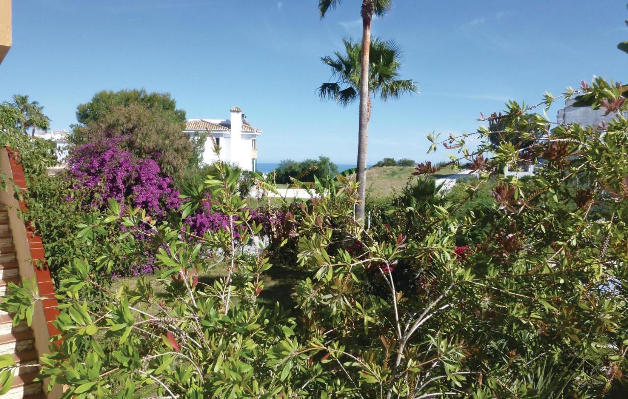 Beautiful In Mijas Costa With 2 Bedrooms, Wifi And Outdoor Swimming Pool * Sitio de Calahonda
