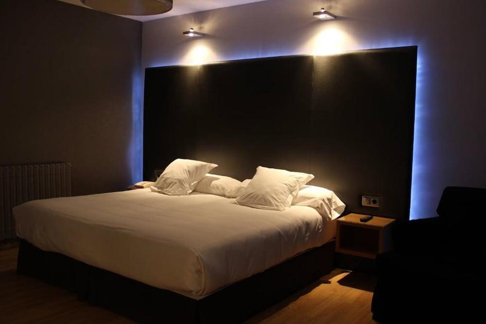 Chiqui Hotel Santander