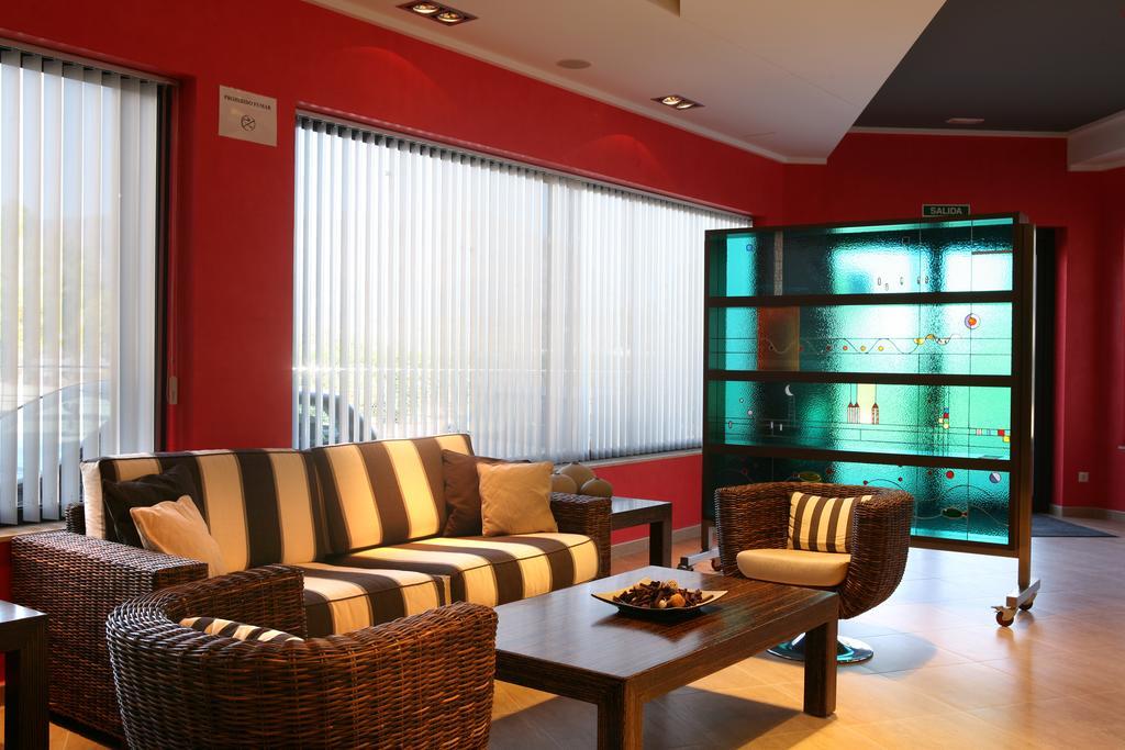 Nou Avenida Hotel