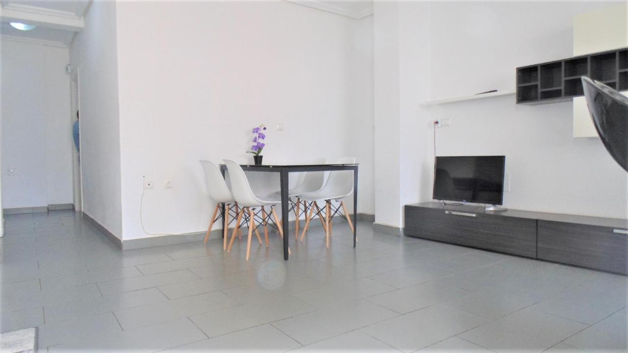 Heraclio. Atico A 150m Del Mar Apartamento *