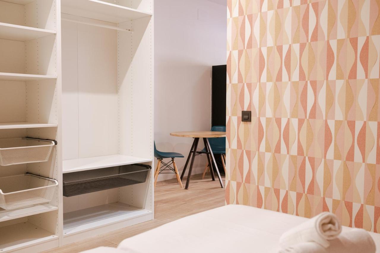 Ziryab apartamentos 2 *