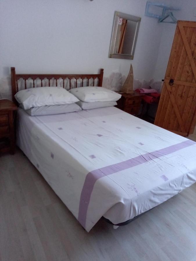 Almond Reef Casa Rural Bed & Breakfast