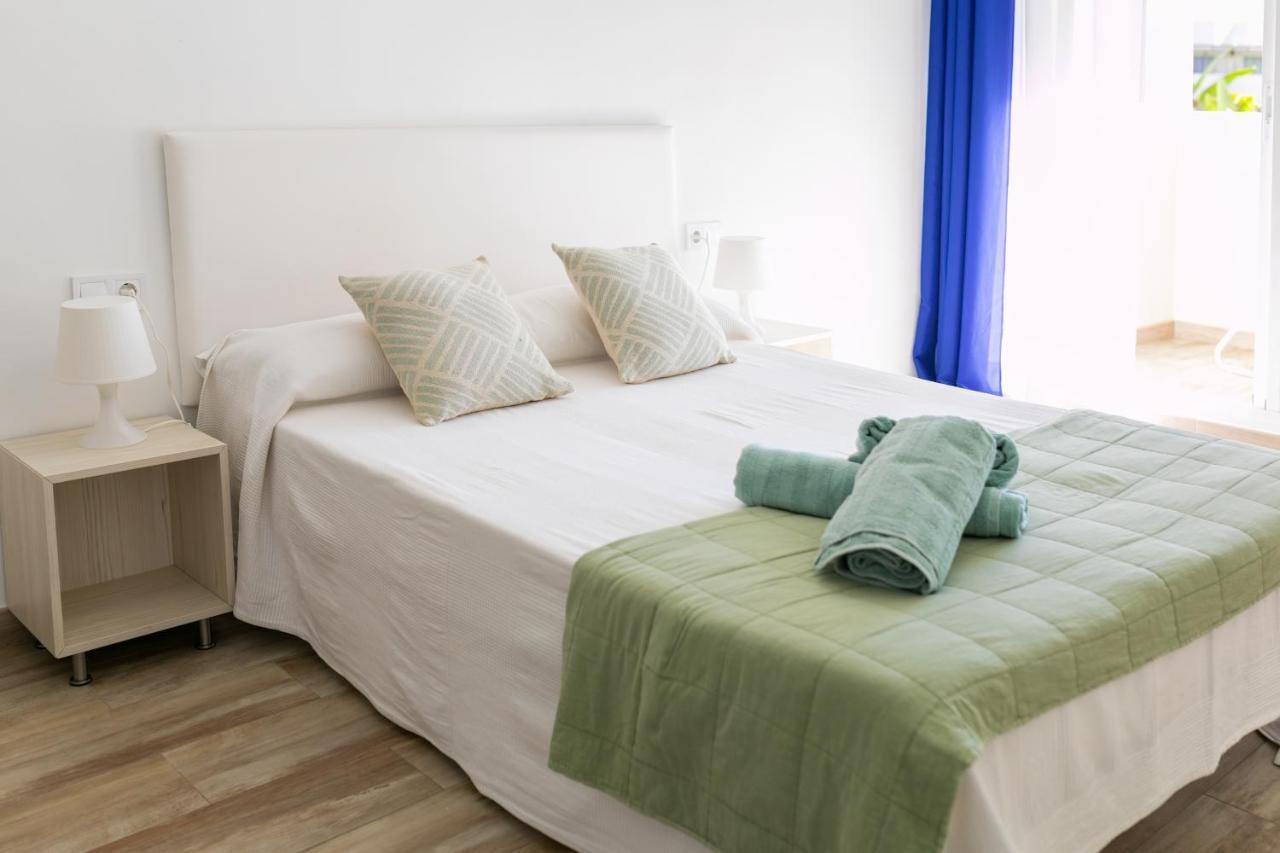 Lxr Estudio Benalbeach Apartment