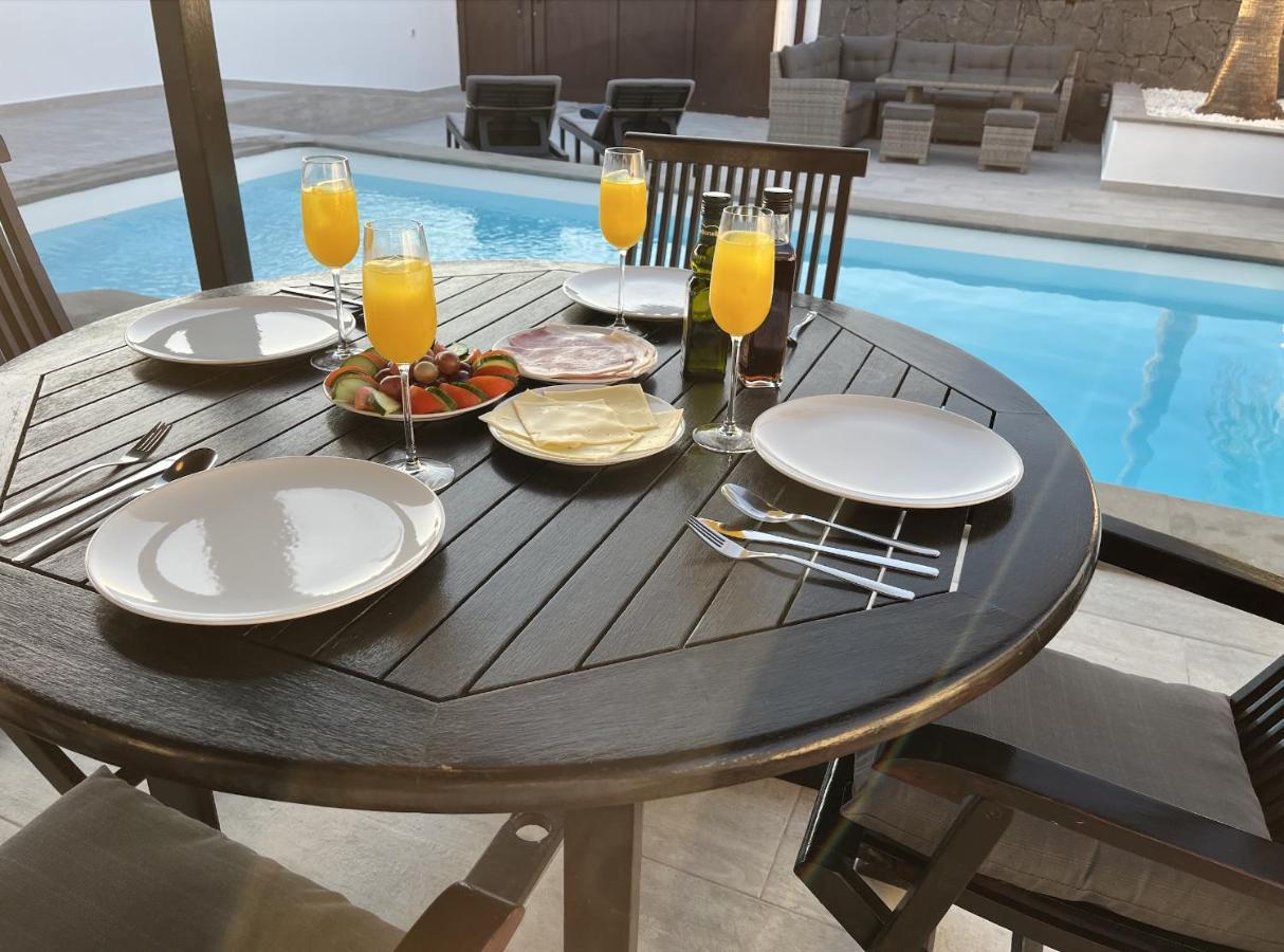 Villa Arabella - Parque Del Rey - Playa Blanca *
