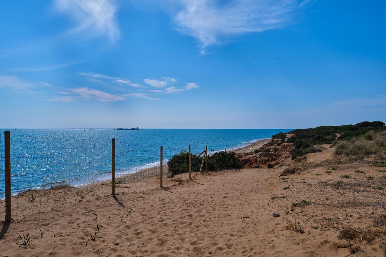 Сasa de vacaciones Adosado Con Jardín Y Piscina En Chiclana Barrosa-sancti Petri *