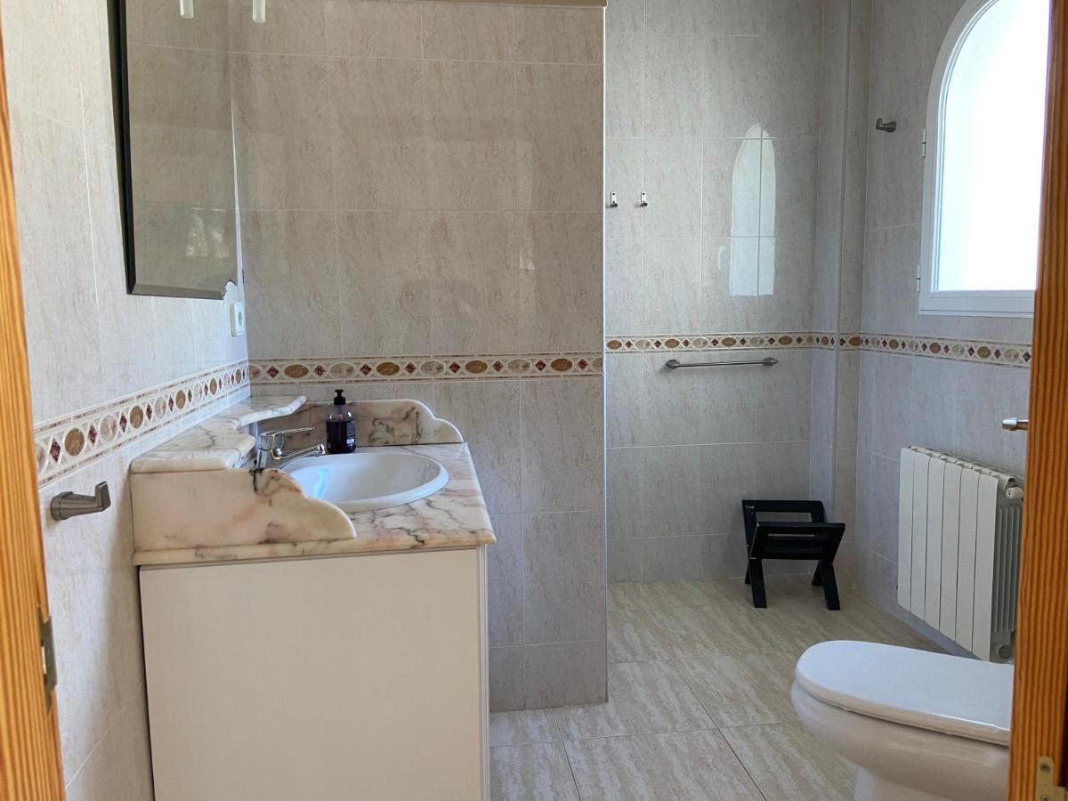 2 Pools - 24 Persons Villa *