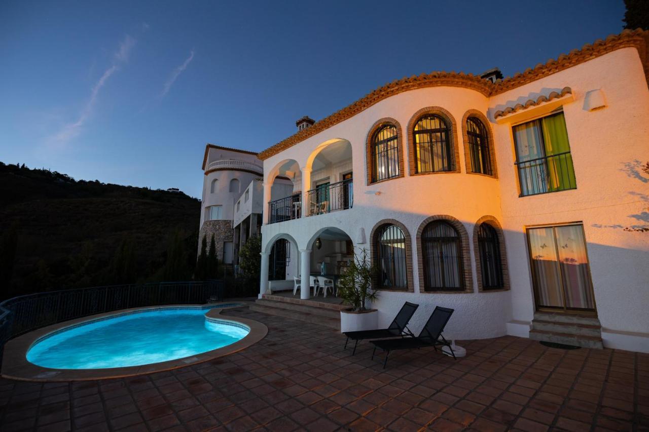 Finca Monte Mare - 3 Bedrooms - Private Pool - Quiet - Stunning Sea View Holiday home