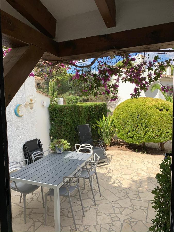 Marquerite Moraira, 5 Minutes From *