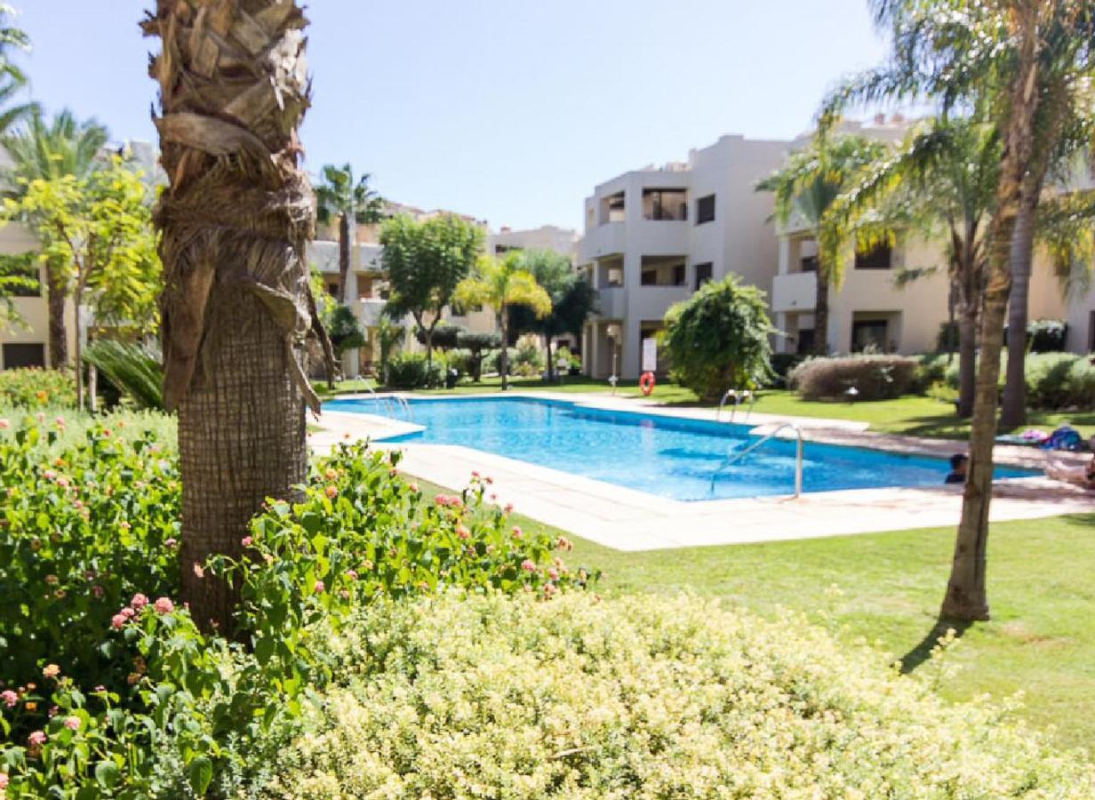 Golf & Wonderful Ground Floor Apartment