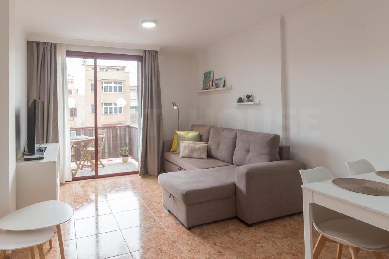 With Terrace In Salinetas Beach. Apartamento *