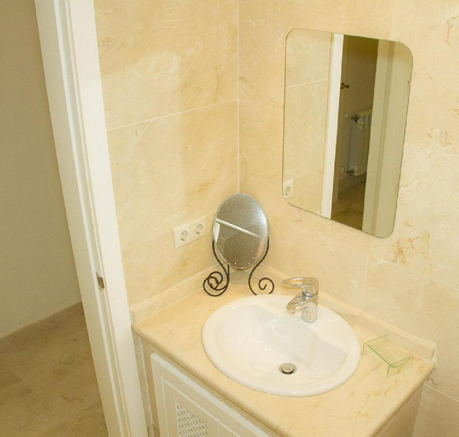 Apartment Golf & Wonderful Ground Floor Roda