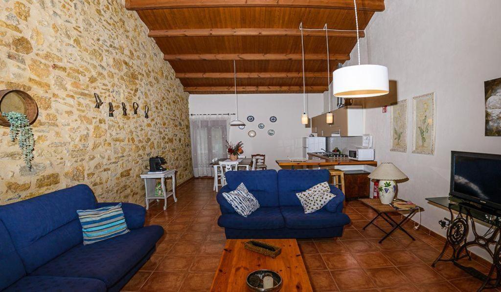 Casa La Cenia. Típica Casa Rústica Unas Vacaciones Perfectas Cervera del Maestre