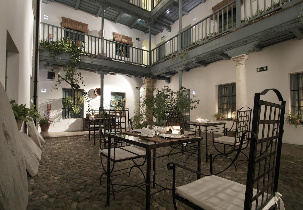 Hotel Hospes Casas Del Rey De Baeza 4*