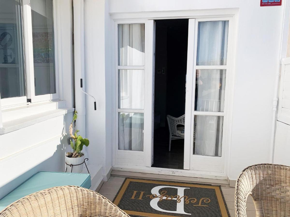 Spaces Bonaire Penthouse Apartment Sitges